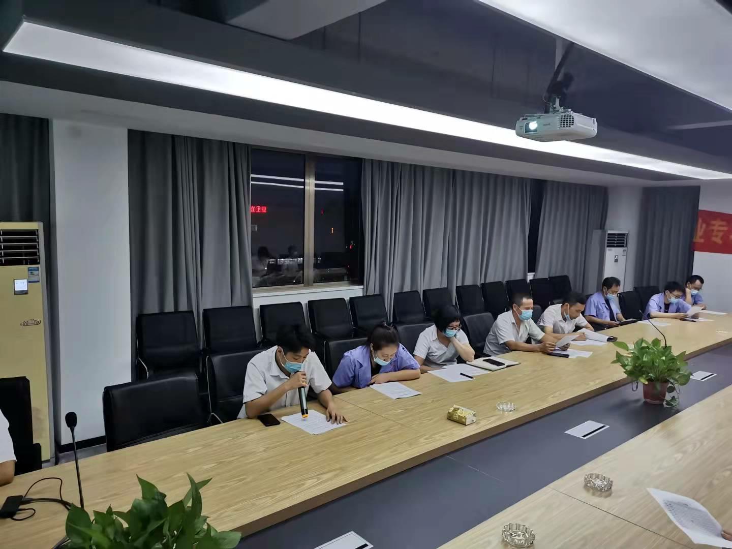 微信图片_梁斌.jpg